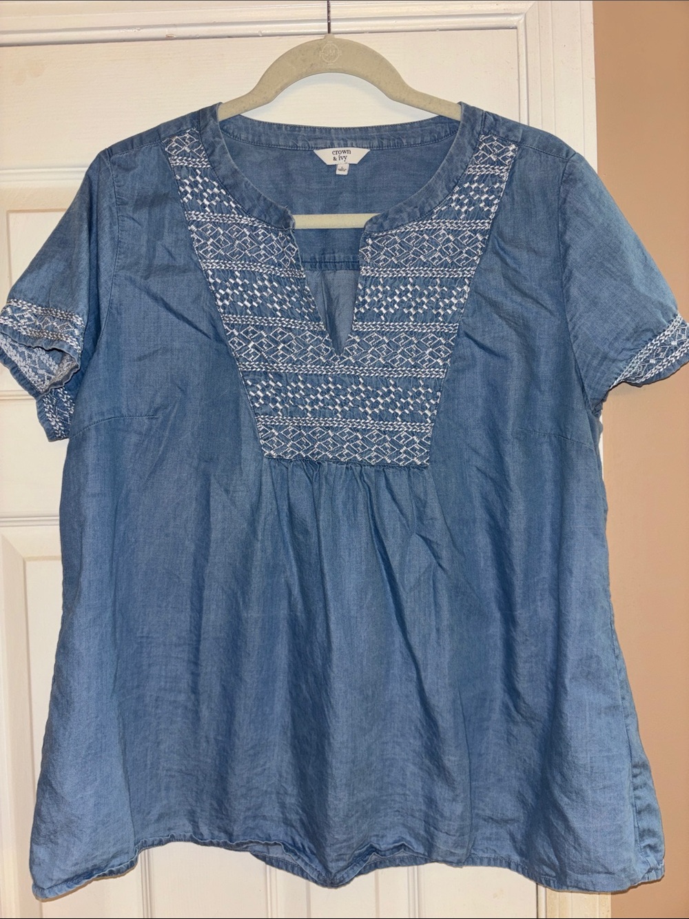 crown & ivy Denim-Blue Embroidered V-Detail Peasant Top